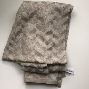 🆕 Calvin Klein Scarf